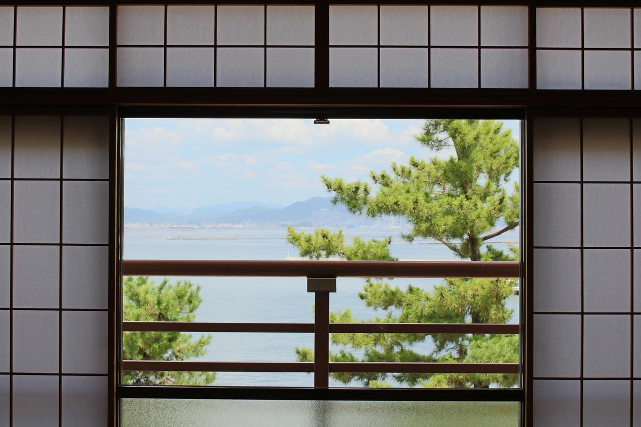 Miyajima Seaside Hotel Itsukushima Exterior photo